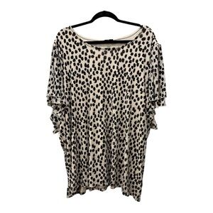 Torrid Cream and White Flutter Sleeve Blouse with Relaxed Fit